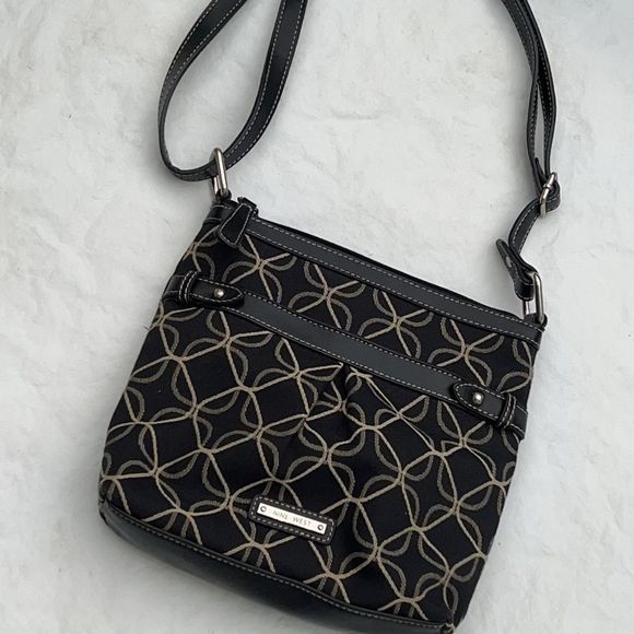 Nine West black canvas purse - Picture 6 of 6